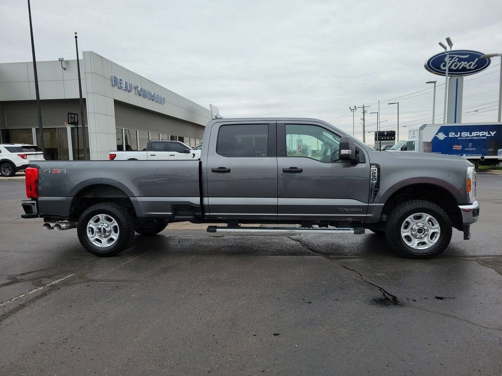 Certified 2025 Ford F250 XLT image 6