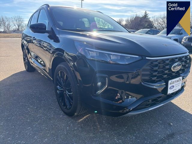 Certified 2023 Ford Escape ST-Line Elite w/ Premium Technology Package image 1