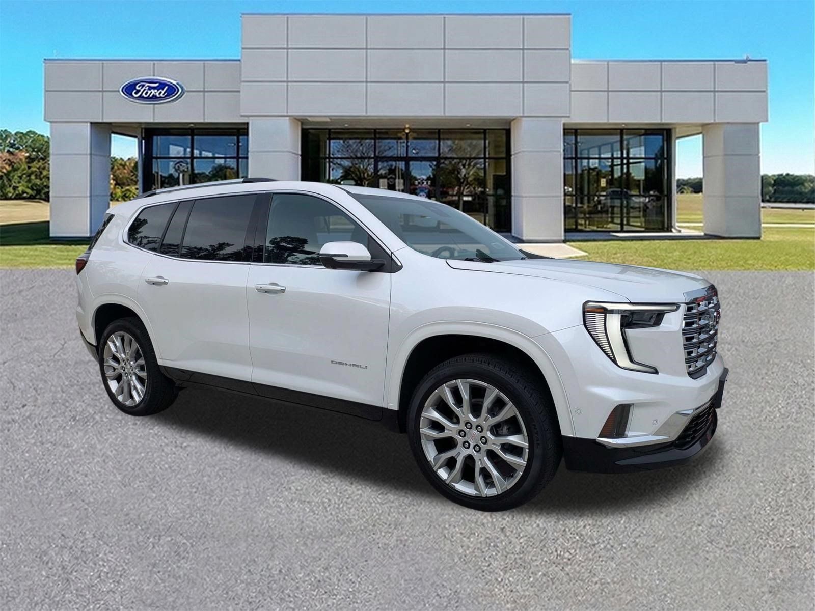 Used 2025 GMC Acadia Denali w/ Super Cruise Package