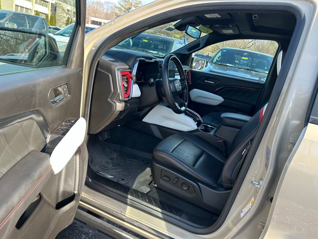 Used 2023 GMC Canyon AT4X image 14