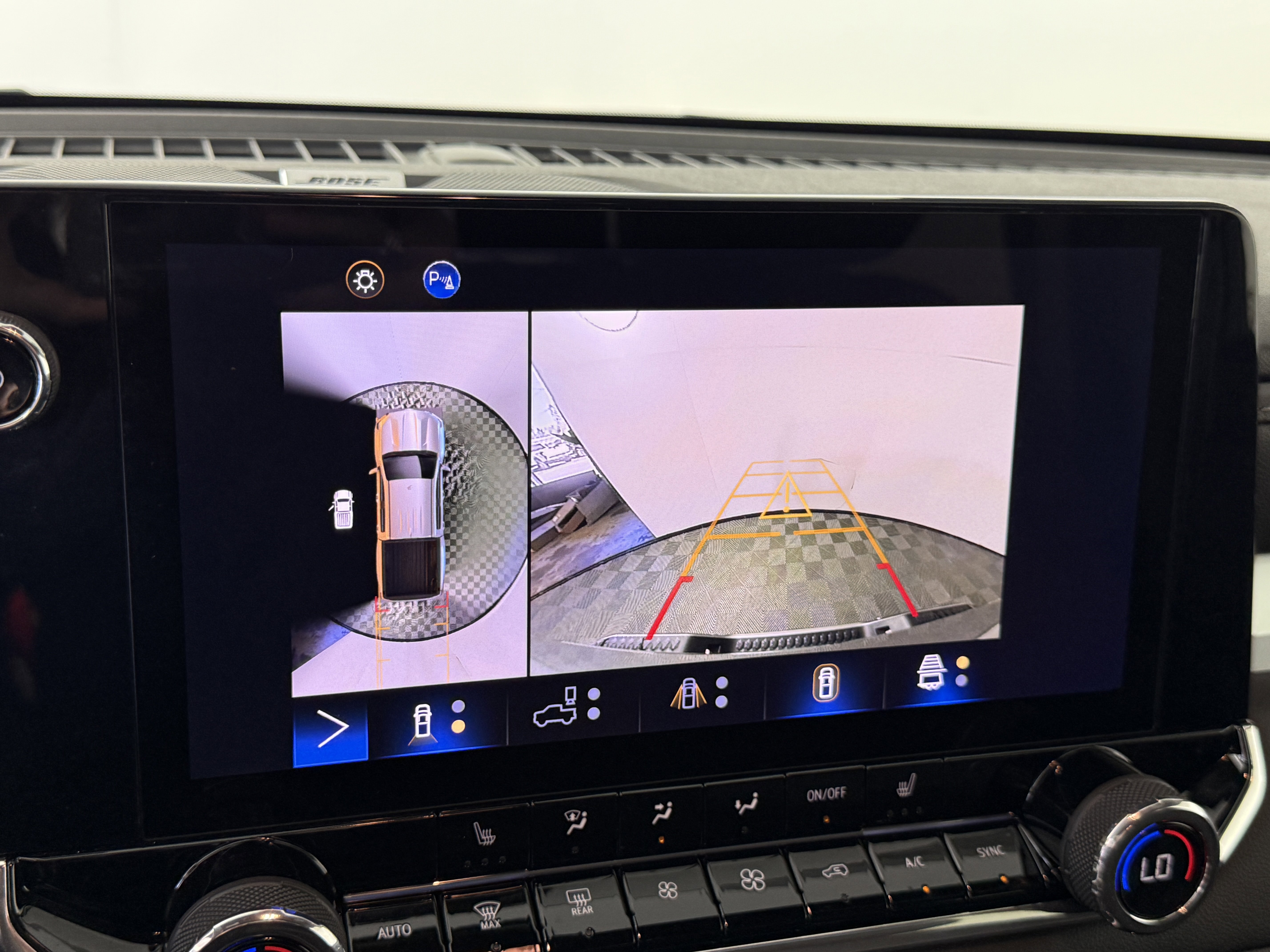 Used 2024 Chevrolet Colorado LT w/ LT Convenience Package II image 19