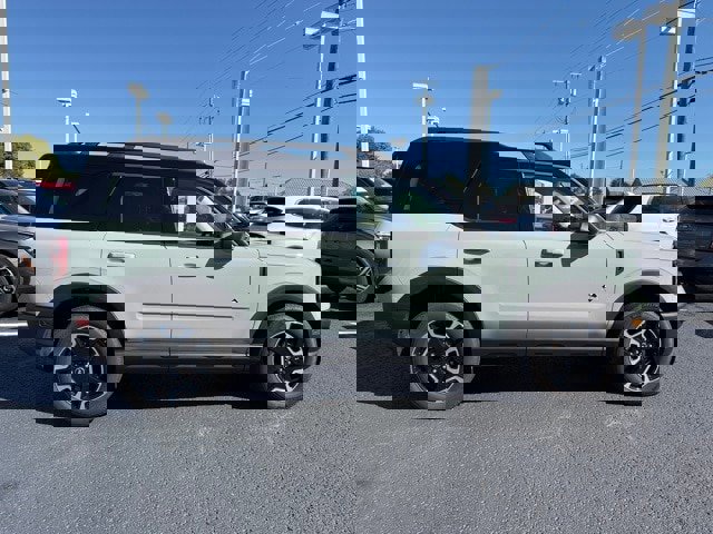 Certified 2023 Ford Bronco Sport Outer Banks image 2