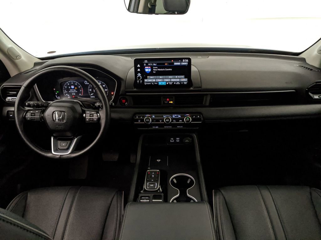 Used 2024 Honda Pilot Elite image 13