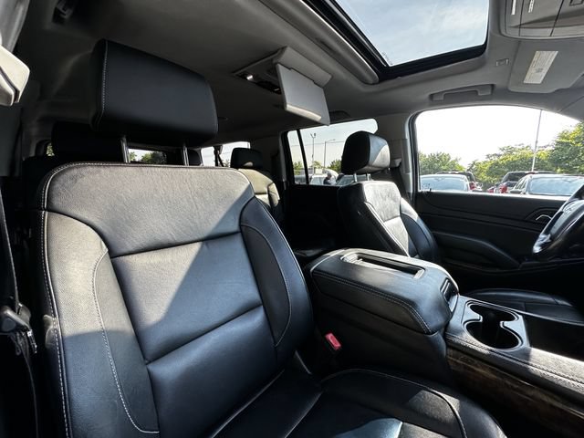 Used 2019 Chevrolet Suburban LT AWD/4WD image 34