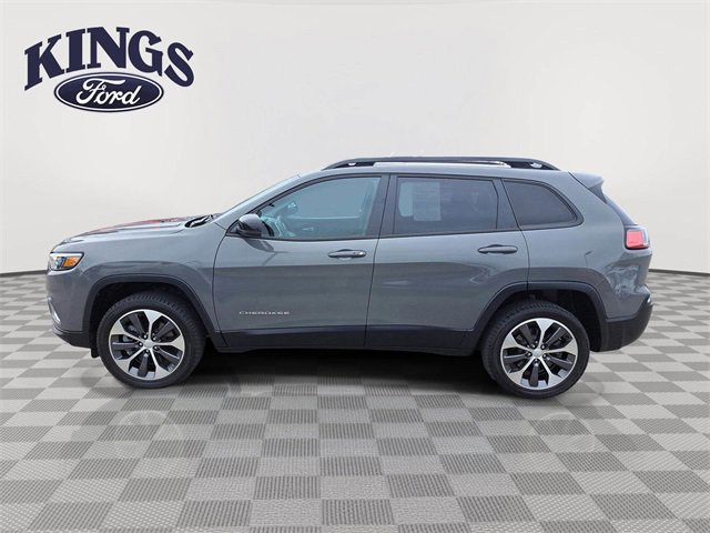 Used 2022 Jeep Cherokee Limited w/ Elite Package image 2