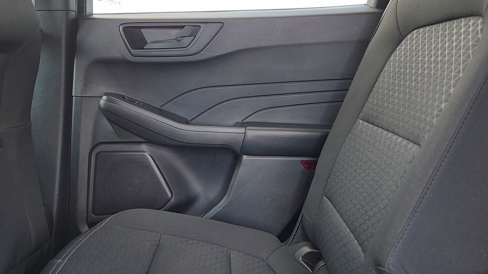 Certified 2025 Ford Escape Active AWD/4WD image 16