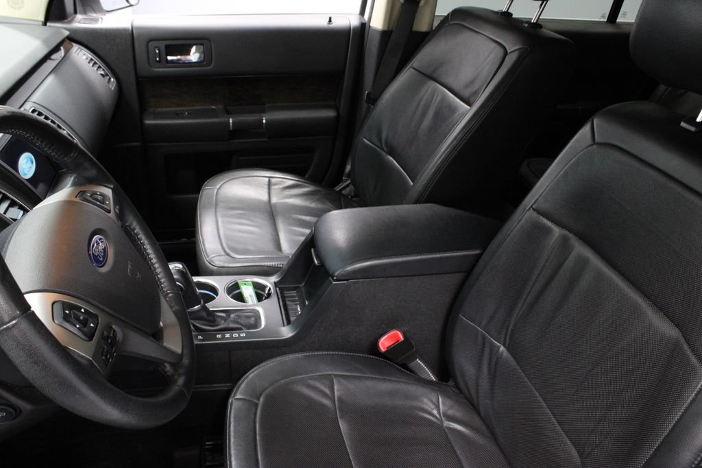 Certified 2019 Ford Flex Limited FWD image 24