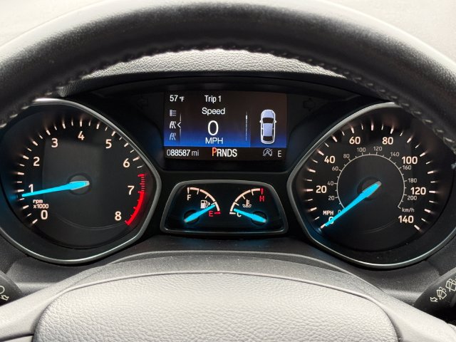 Certified 2019 Ford Escape SE FWD image 30