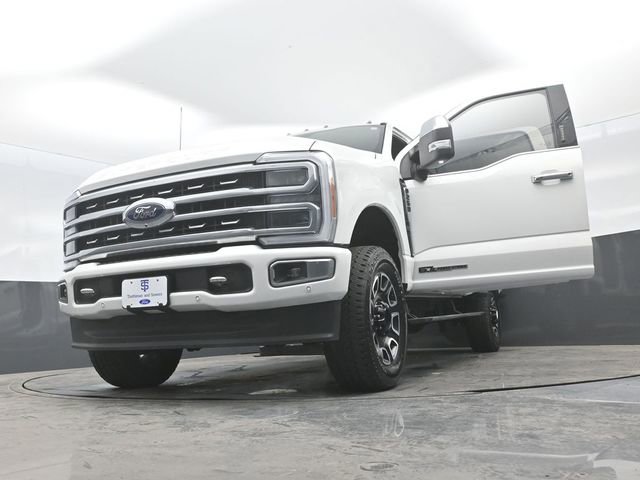 Certified 2023 Ford F250 Platinum AWD/4WD image 32