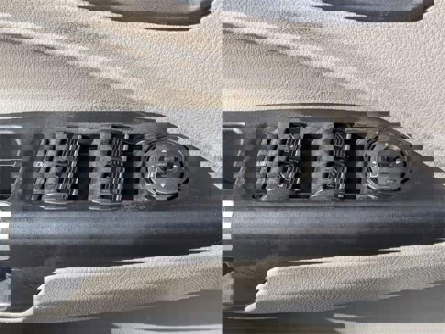 Certified 2020 Ford Transit Connect Titanium w/ Trailer Tow Package image 15