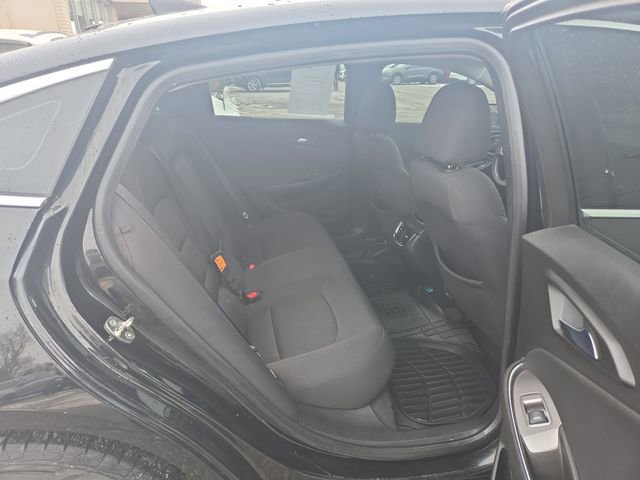 Used 2017 Chevrolet Malibu LT image 22