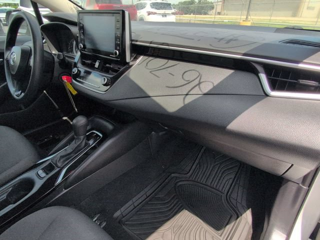 Used 2021 Toyota Corolla LE FWD image 20