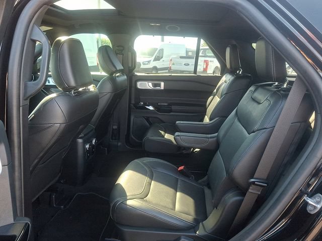 Certified 2022 Ford Explorer ST w/ Equipment Group 401A AWD/4WD image 10