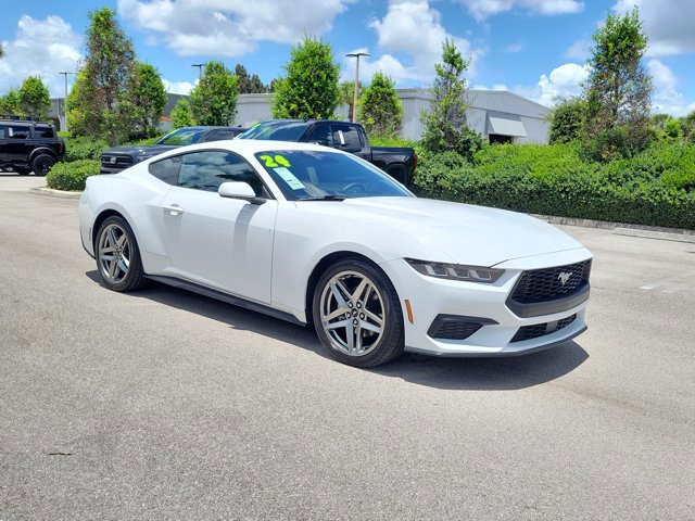 Certified 2024 Ford Mustang Coupe RWD image 31