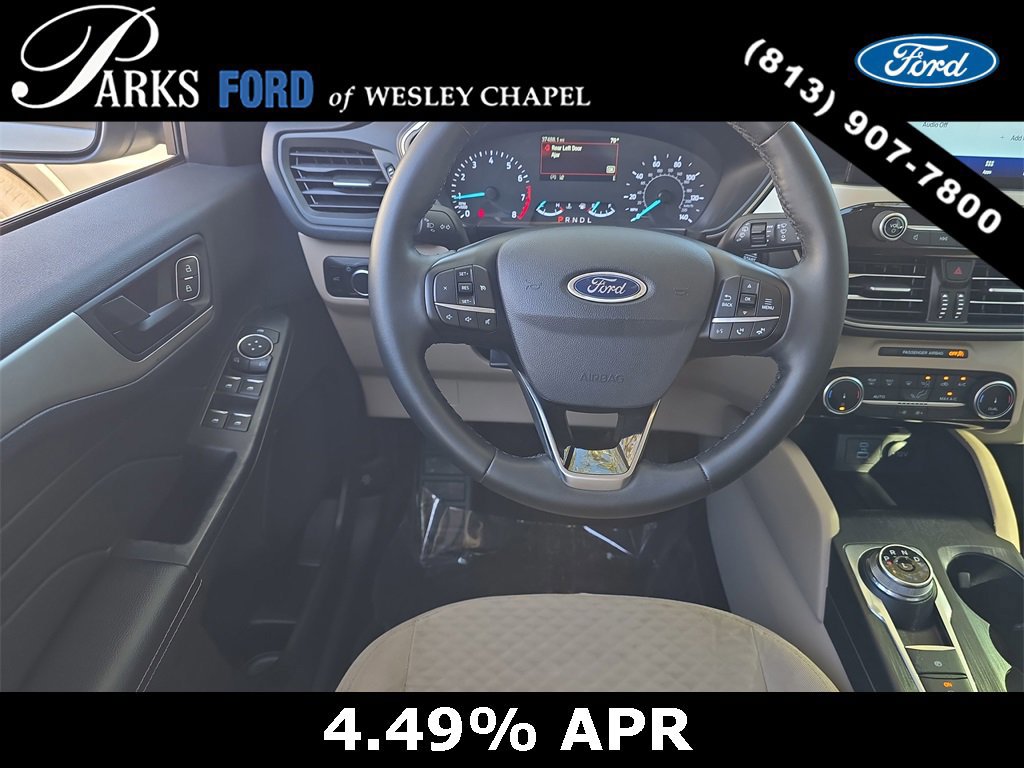 Certified 2022 Ford Escape SE w/ SE Sport Appearance Package image 12