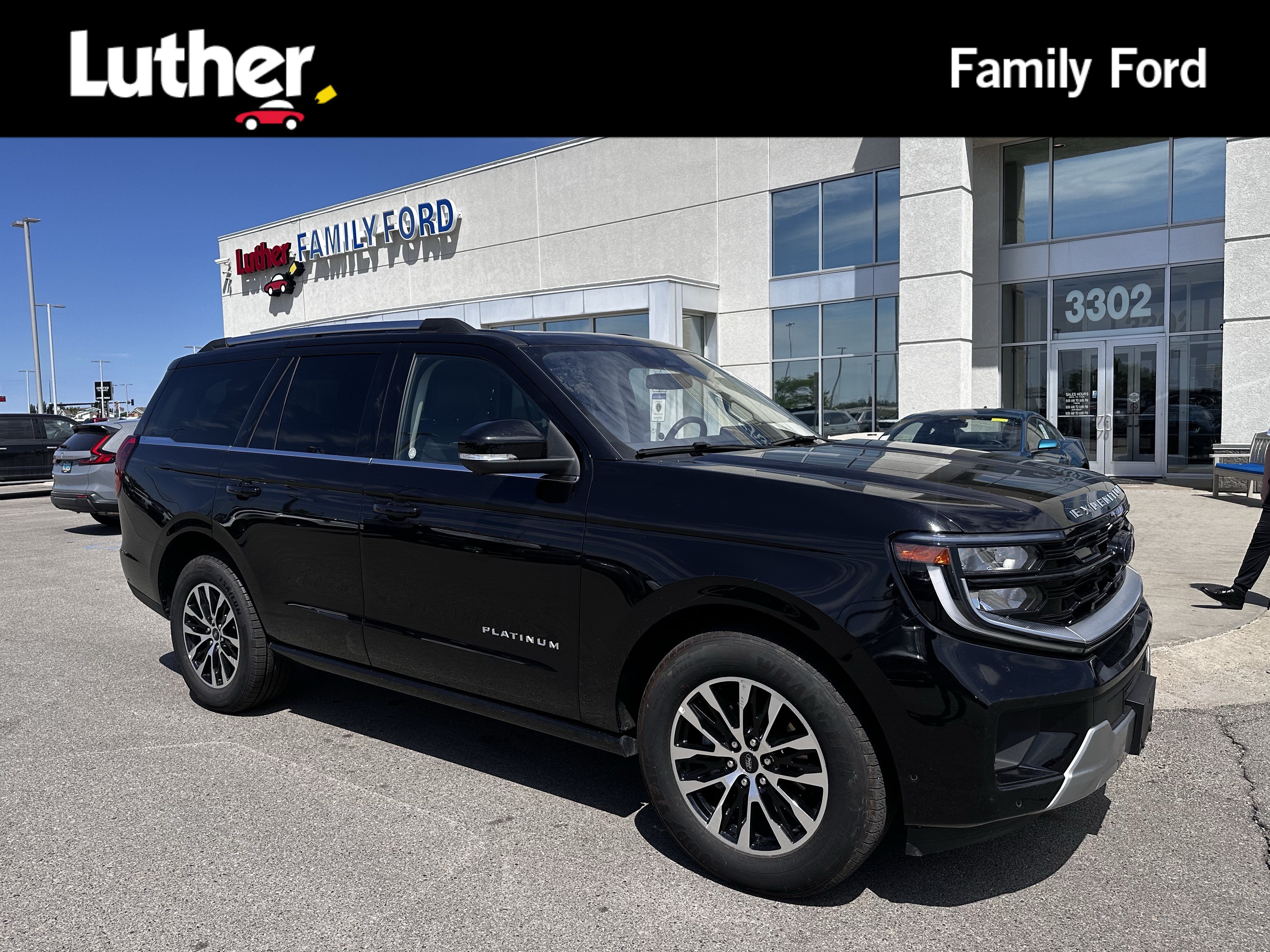 Certified 2025 Ford Expedition Platinum AWD/4WD image 1