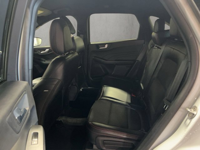 Certified 2025 Ford Escape ST-Line Select AWD/4WD image 6