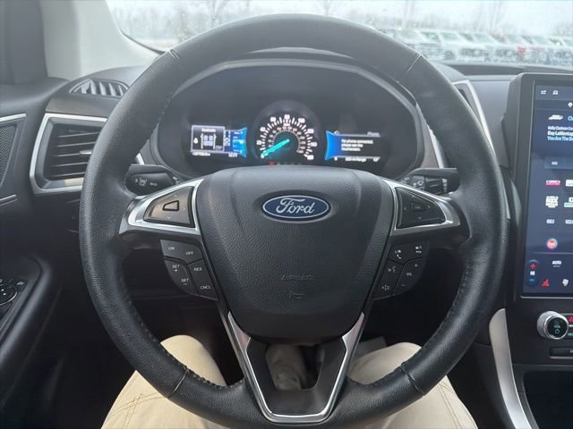 Certified 2024 Ford Edge SEL image 37
