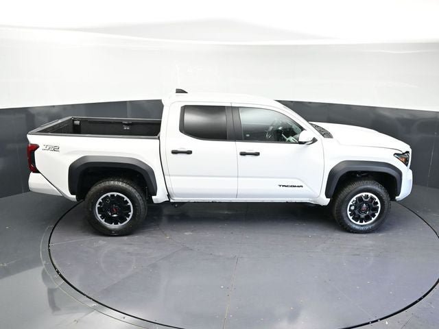 Used 2024 Toyota Tacoma TRD Off-Road AWD/4WD image 32