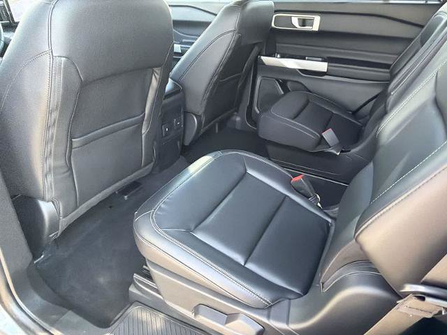 Certified 2023 Ford Explorer XLT w/ Equipment Group 202A AWD/4WD image 18