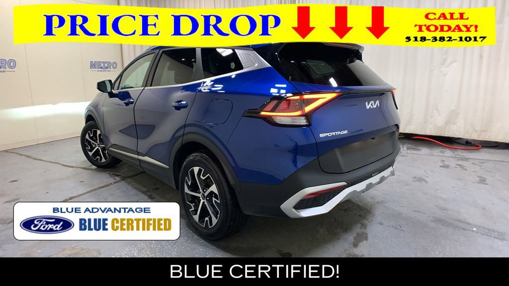 Used 2025 Kia Sportage EX AWD/4WD image 4