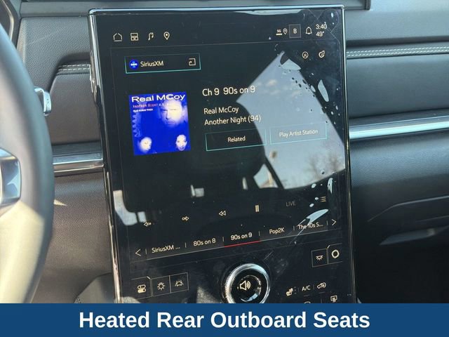 Used 2025 GMC Terrain Elevation w/ Elevation Premium Package image 15