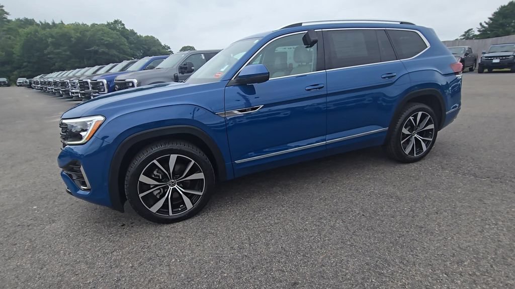 Used 2025 Volkswagen Atlas SEL Premium R-Line AWD/4WD image 16