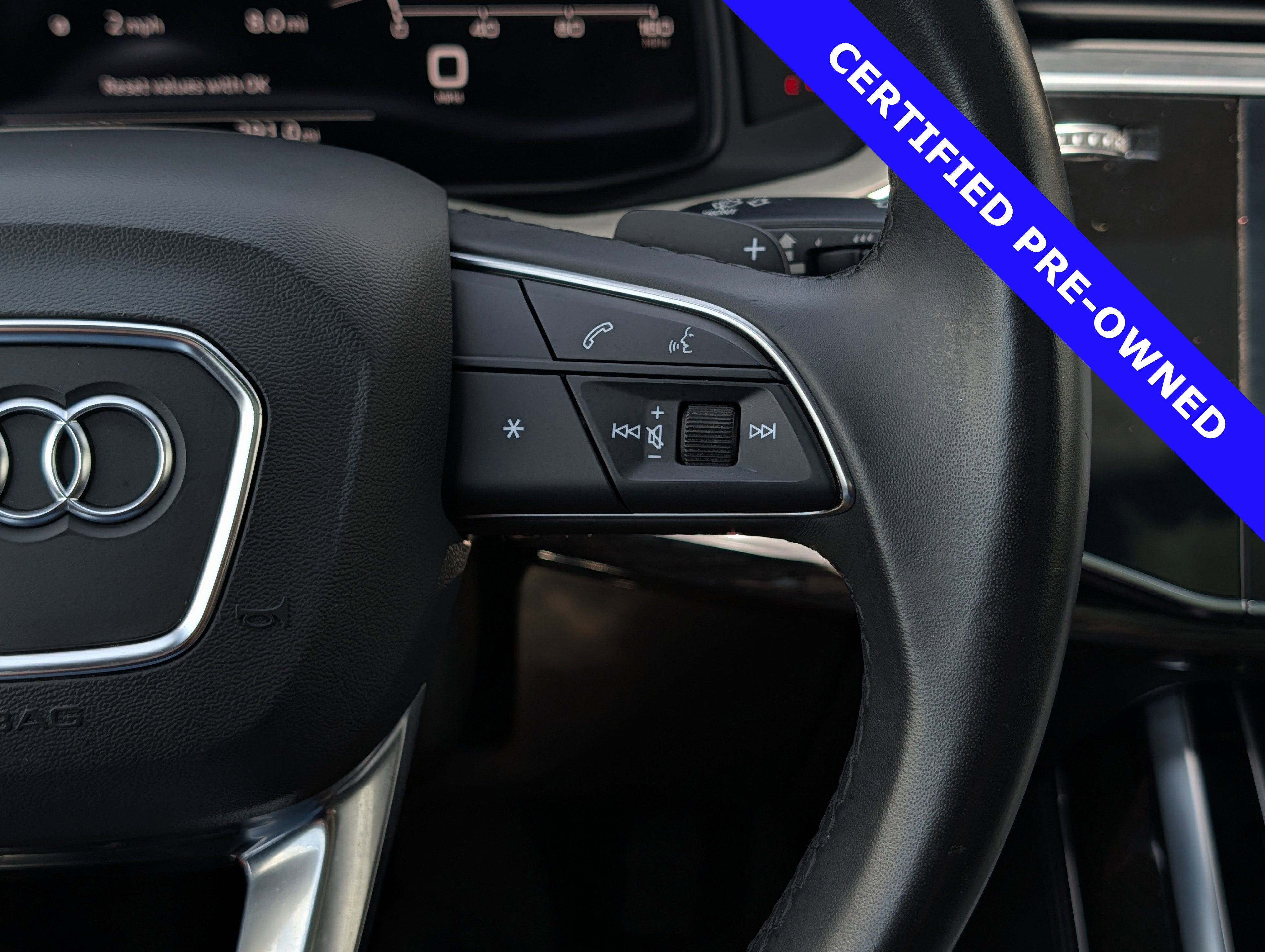 Used 2022 Audi Q7 3.0T Premium Plus AWD/4WD image 28