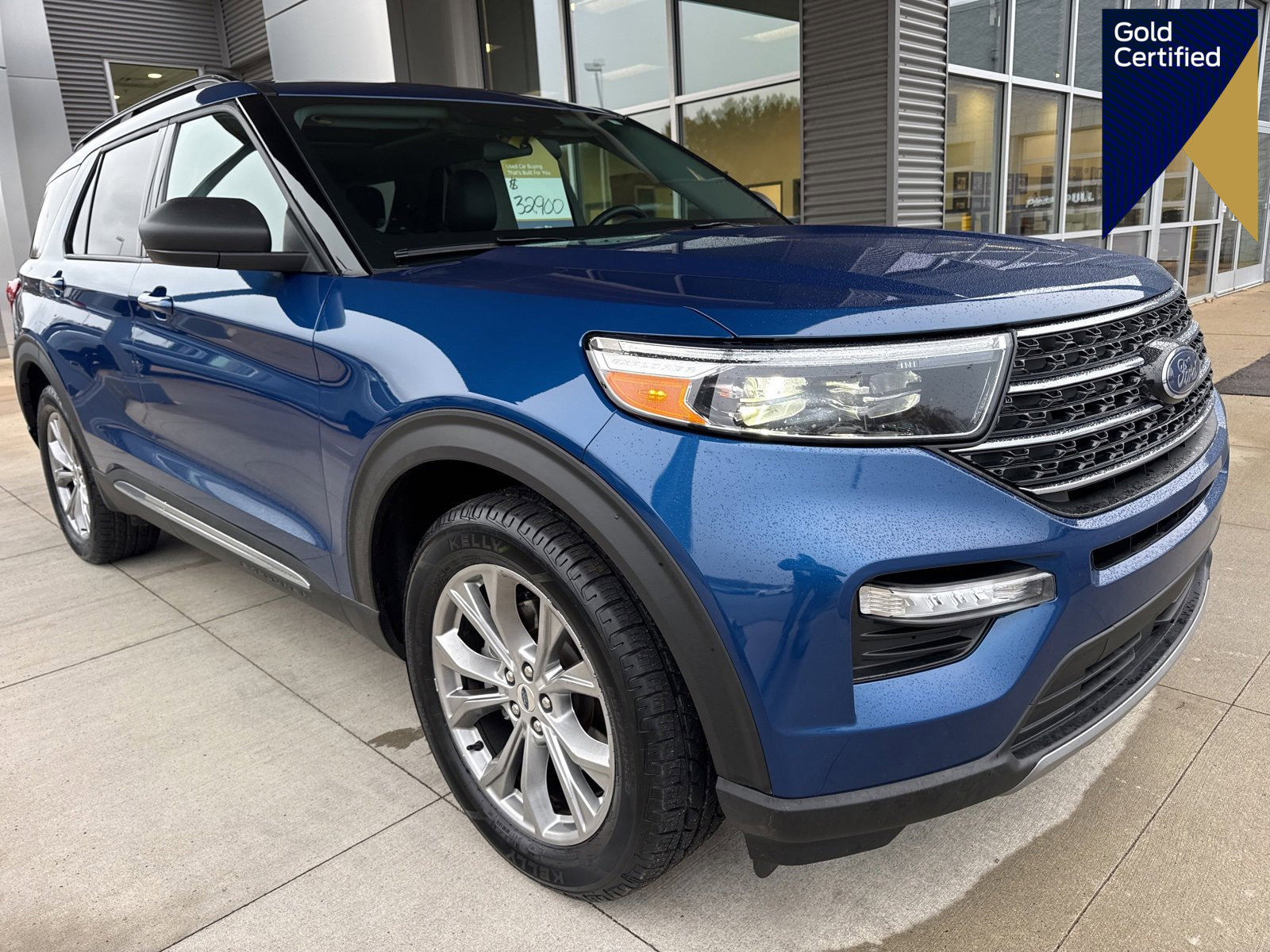 Certified 2023 Ford Explorer XLT w/ Equipment Group 202A