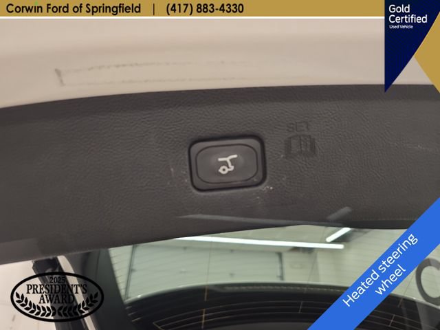 Certified 2024 Ford Edge Titanium AWD/4WD image 17