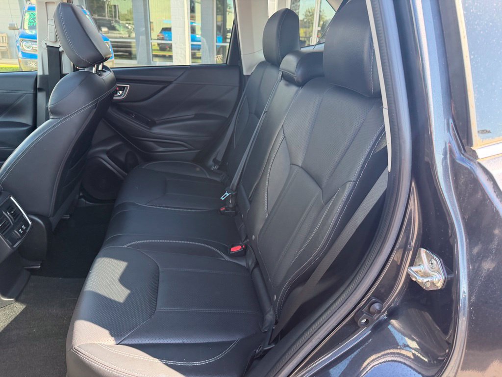 Used 2019 Subaru Forester Limited w/ Popular Package #3 AWD/4WD image 9