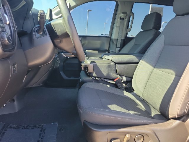 Used 2022 Chevrolet Silverado 1500 Custom Trail Boss w/ Midnight Edition AWD/4WD image 23