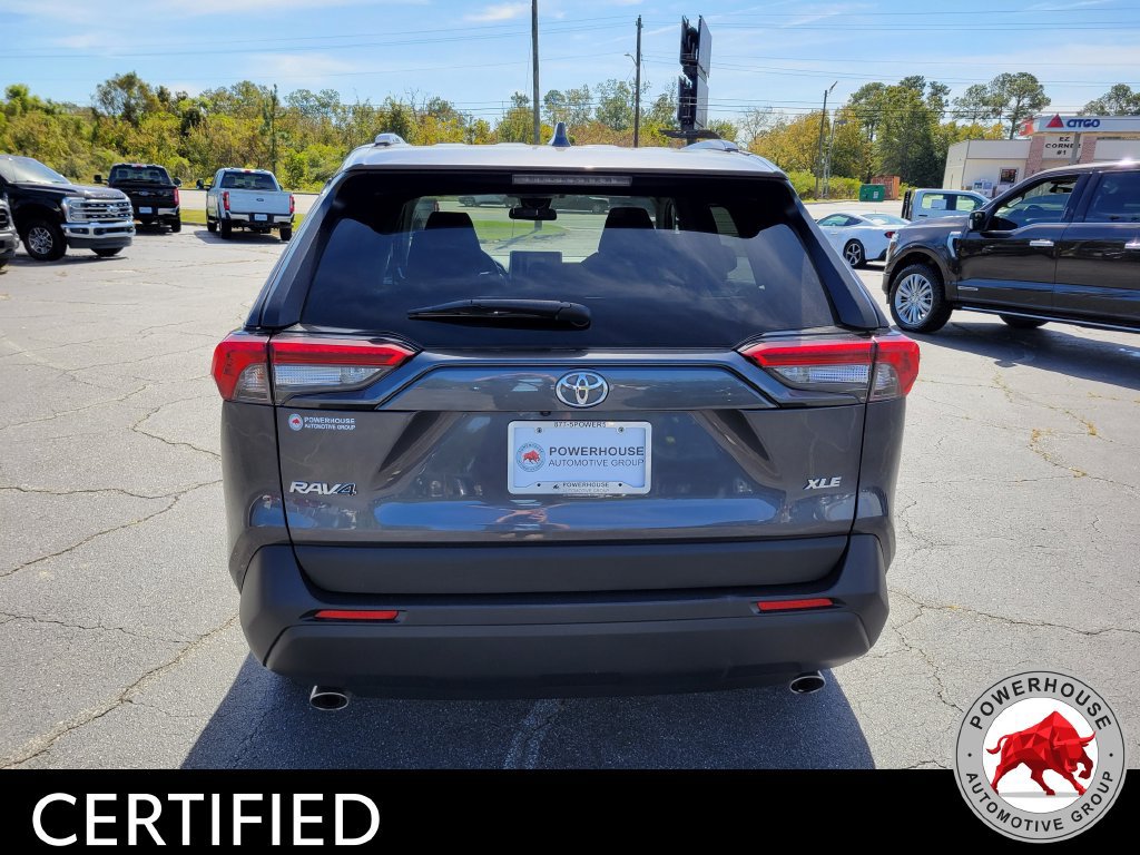 Used 2025 Toyota RAV4 XLE FWD image 5