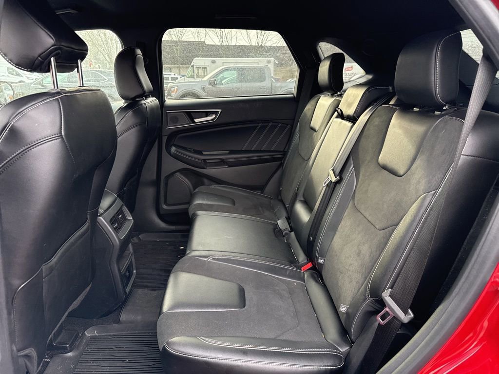 Certified 2022 Ford Edge ST image 8