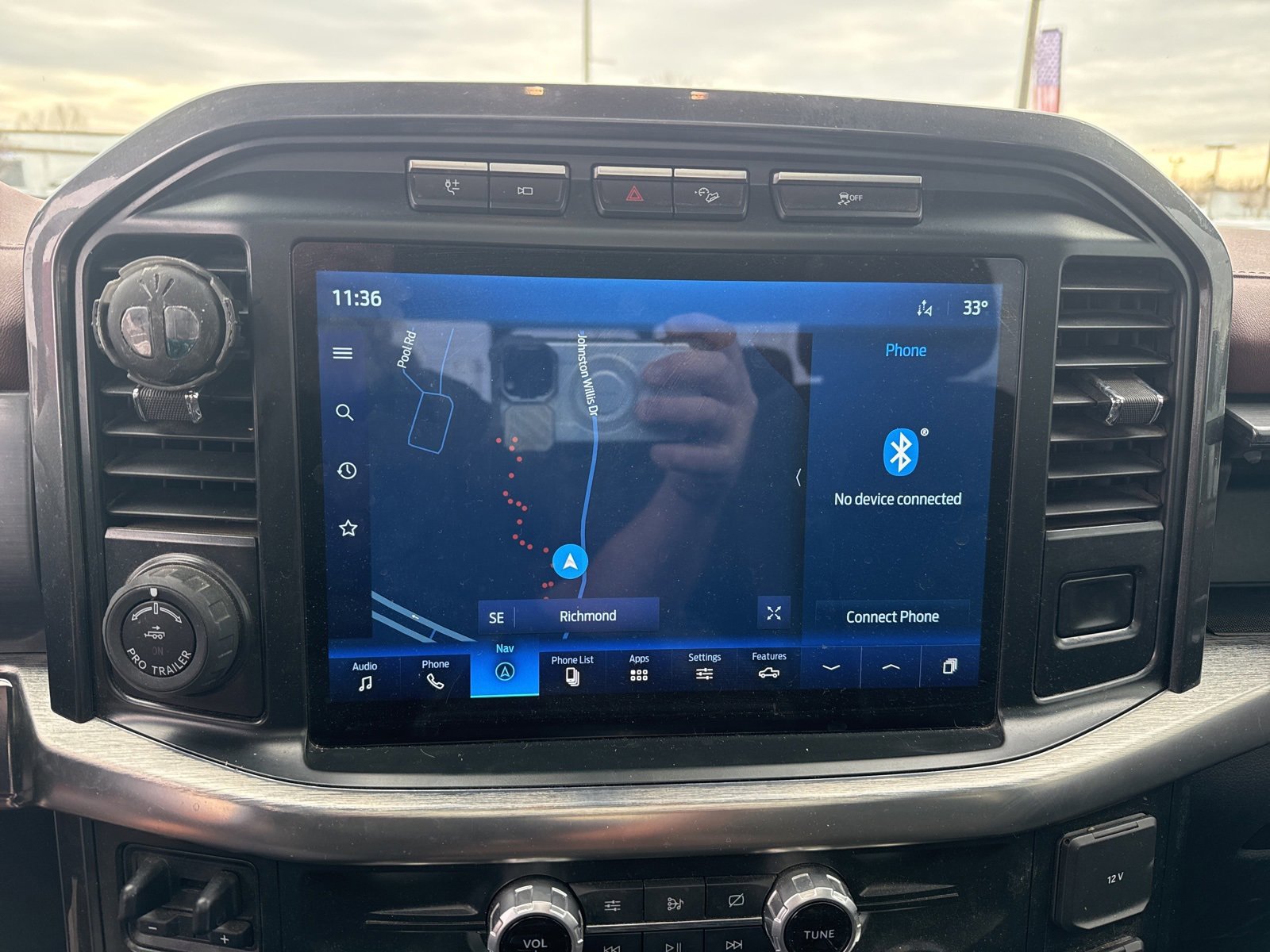 Certified 2021 Ford F150 Lariat w/ Equipment Group 502A High image 13