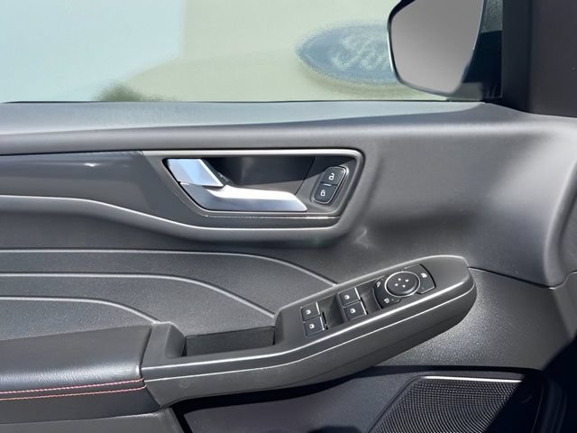 Certified 2023 Ford Escape ST-Line w/ Tech Pack #1 FWD image 14