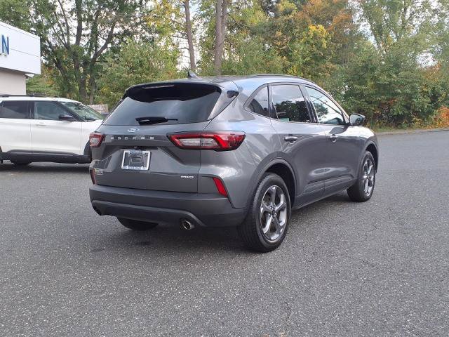 Certified 2025 Ford Escape ST-Line Select AWD/4WD image 7