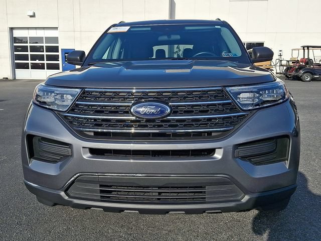 Certified 2023 Ford Explorer XLT w/ Class IV Trailer Tow Package AWD/4WD image 2