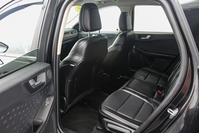 Certified 2020 Ford Escape Titanium w/ Titanium Premium Package 2.0 AWD/4WD image 14