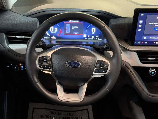 Certified 2025 Ford Explorer Active w/ Active Comfort Package AWD/4WD image 14