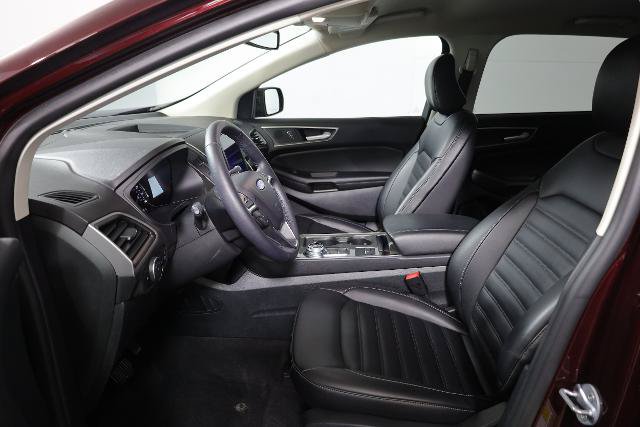 Certified 2024 Ford Edge SEL w/ Convenience Package AWD/4WD image 9