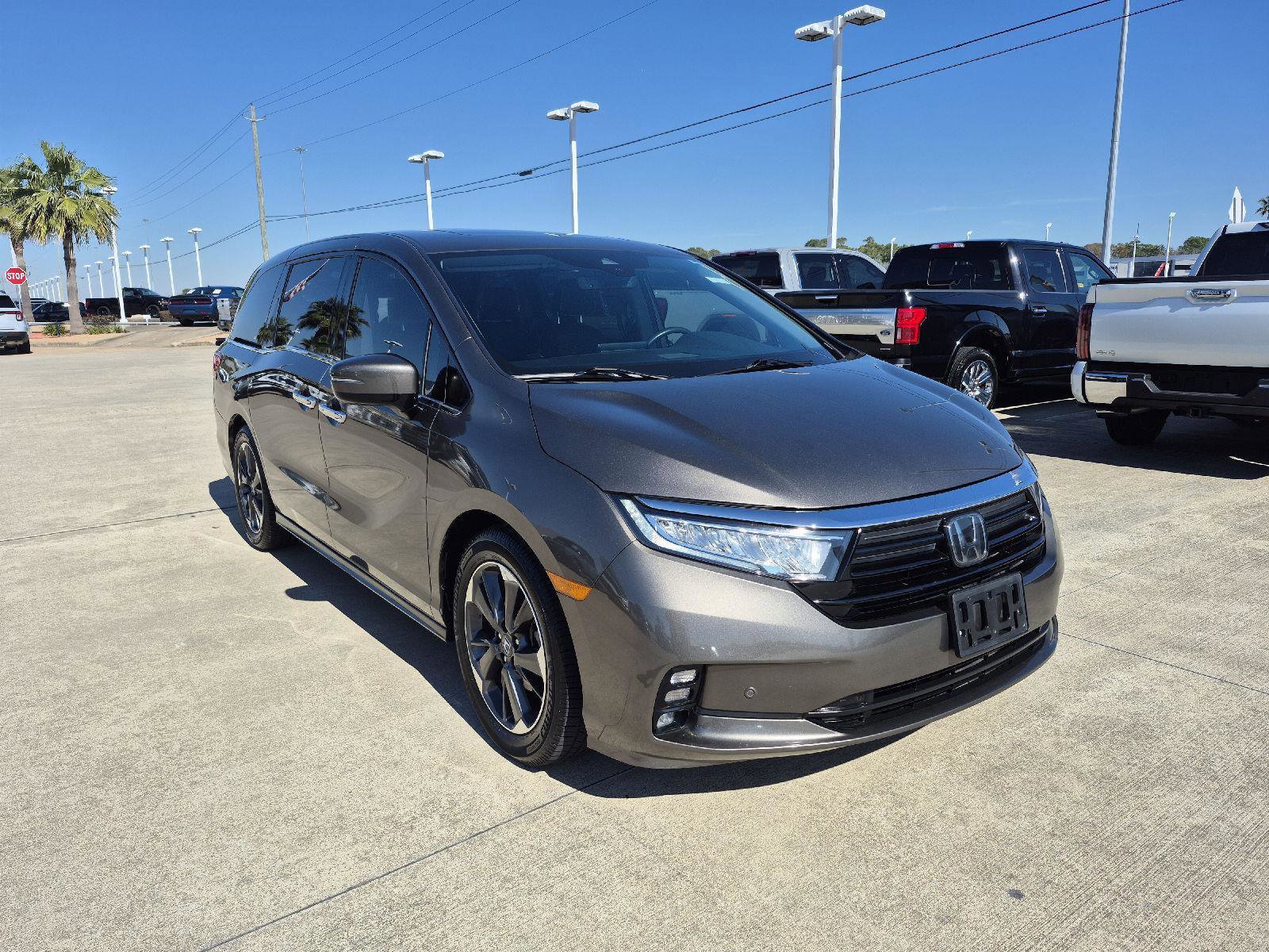Used 2023 Honda Odyssey Elite image 7