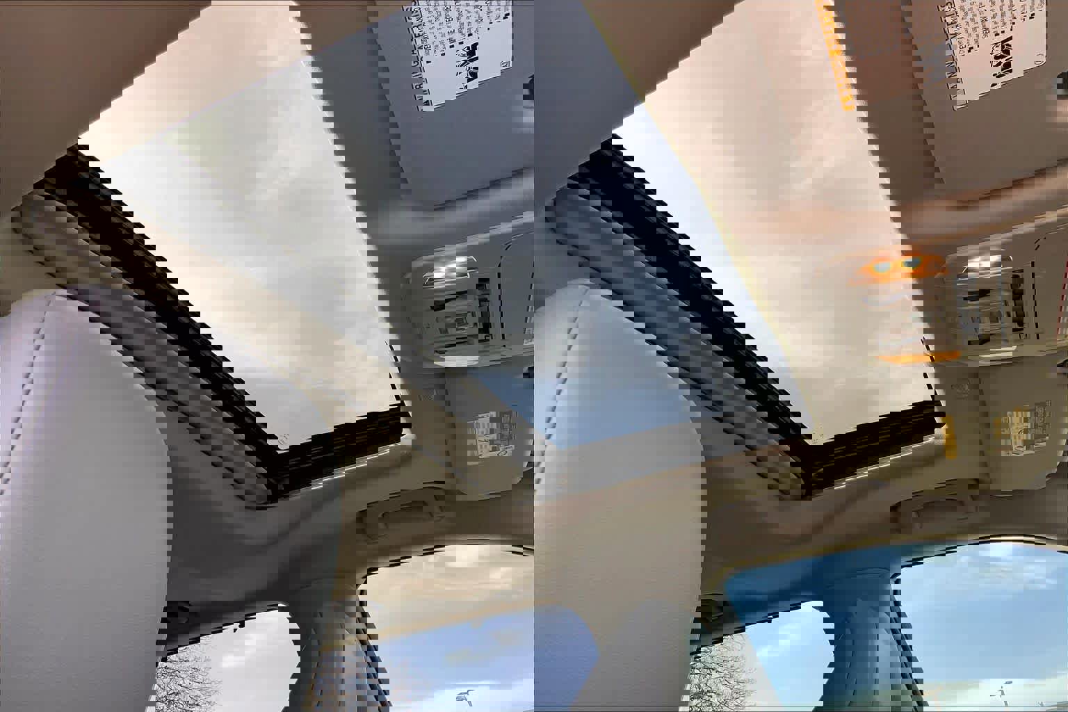 Used 2022 Toyota Highlander XLE image 14