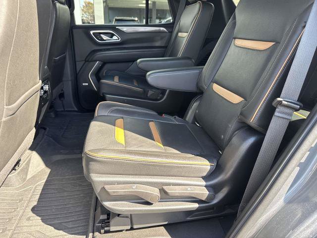 Used 2022 GMC Yukon AT4 w/ Technology Package AWD/4WD image 17
