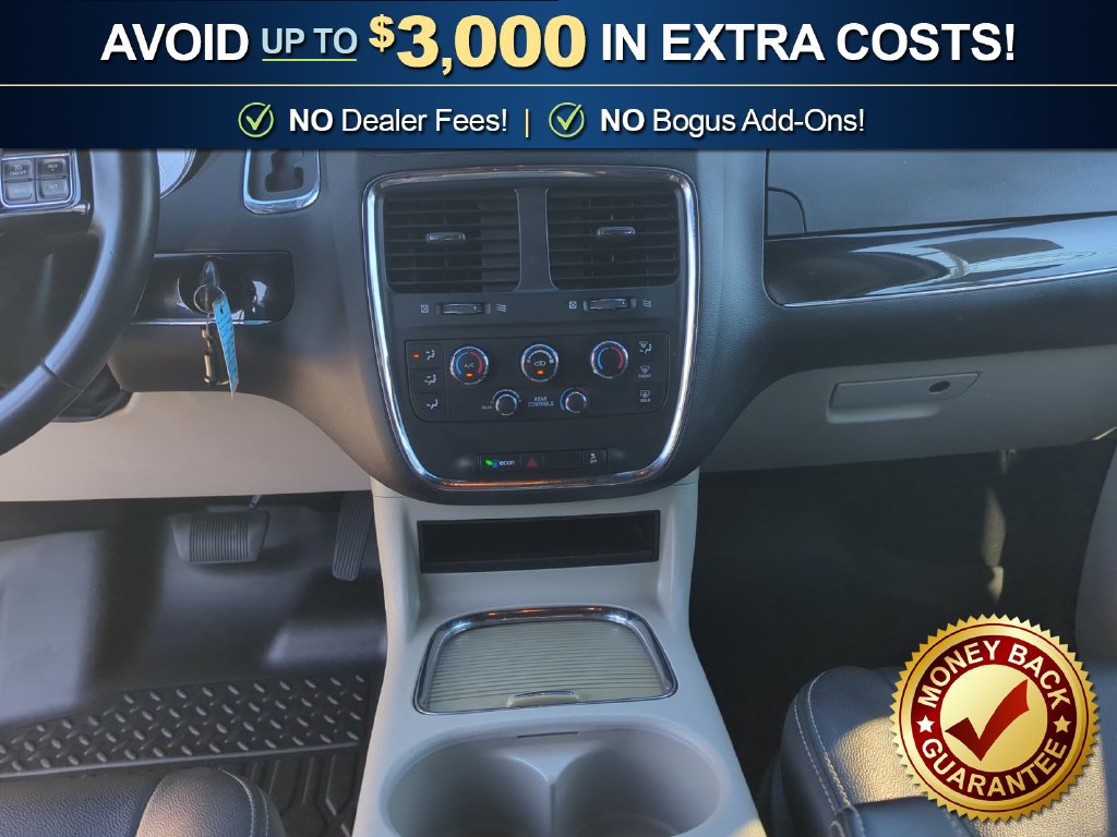 Used 2019 Dodge Grand Caravan SXT FWD image 20