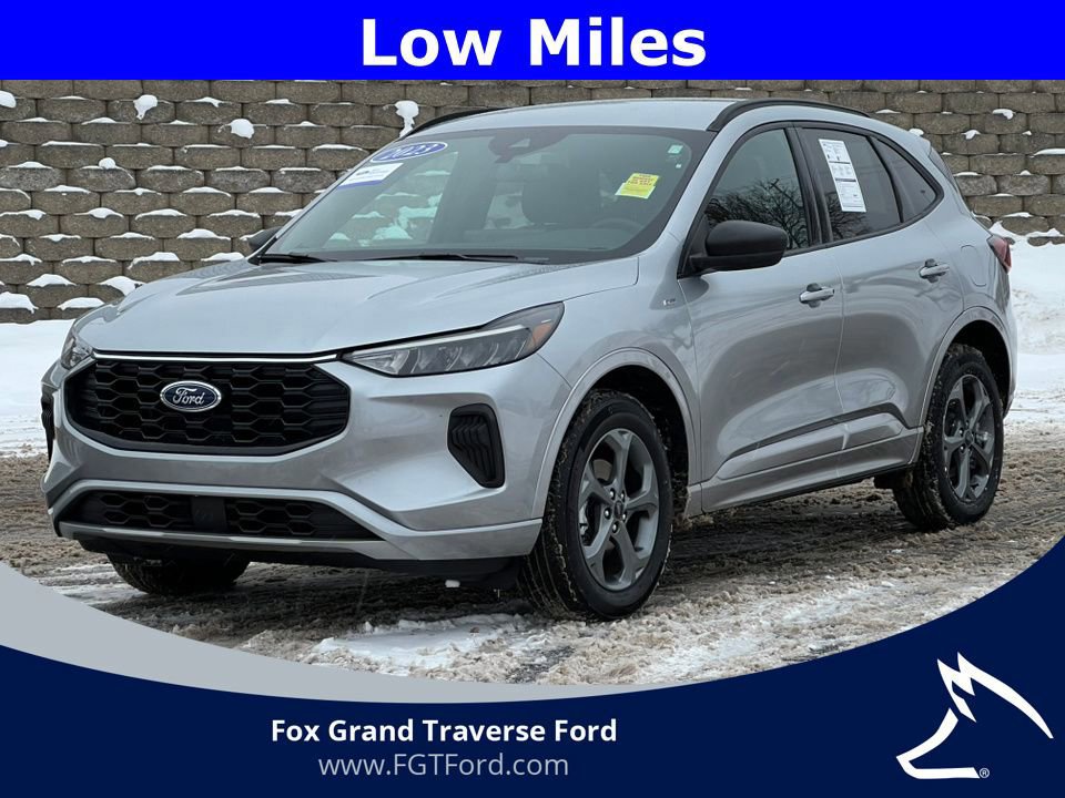 Certified 2023 Ford Escape ST-Line w/ Tech Pack #1 image 6