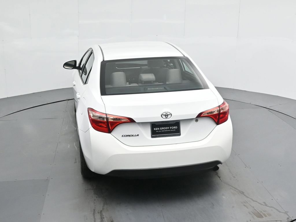 Used 2018 Toyota Corolla L image 17