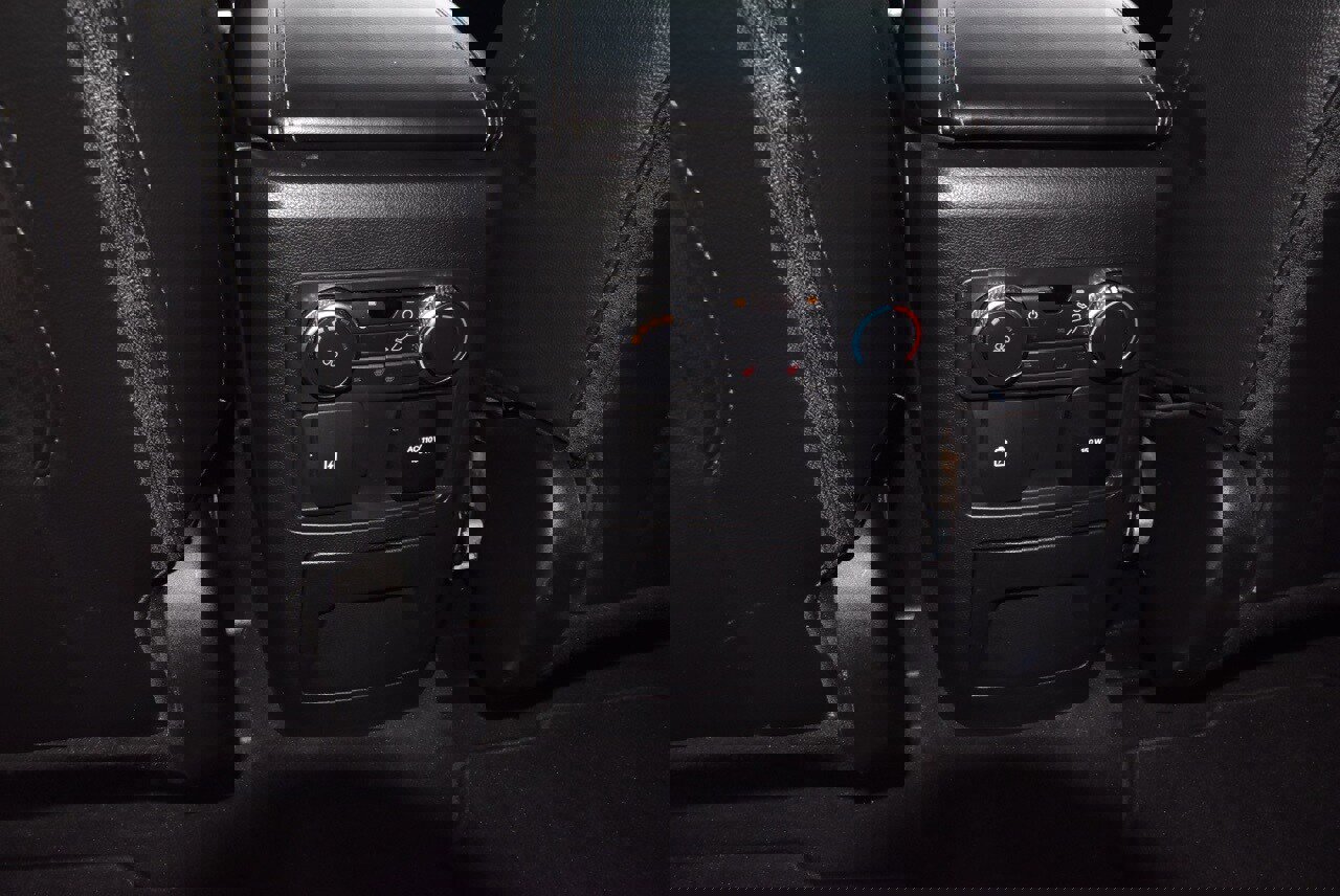 Certified 2022 Ford Explorer Limited w/ Limited Technology Package image 20