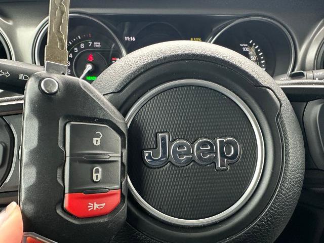 Used 2023 Jeep Wrangler Unlimited image 40