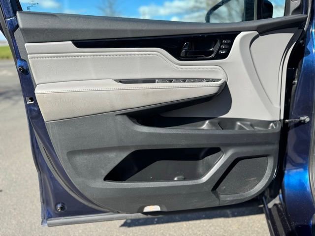 Used 2018 Honda Odyssey Elite image 12